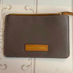 Dooney and Bourke pouch